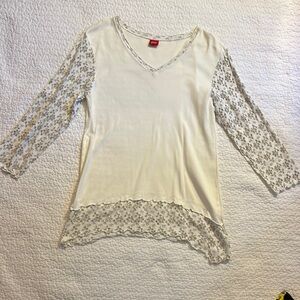 Glima Punching Floral Top S